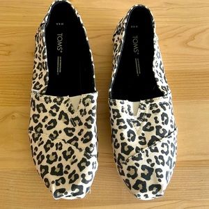 Tom’s leopard shoes, size 8.5, worn once